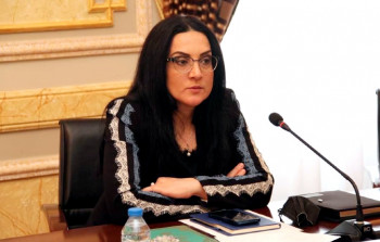 Şəhid ailələri dəfələrlə məmur qapısı döyməməlidir.